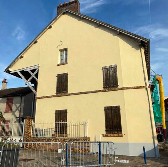 FLK Couverture Charpente Facade - Couverture, Charpente & Zinguerie à Thionville (57100) en Moselle (57)